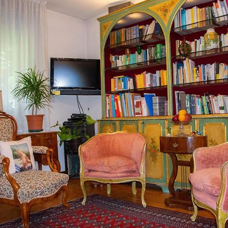 B&B Il Glicine Fiorito Венеция-Лидо Экстерьер фото